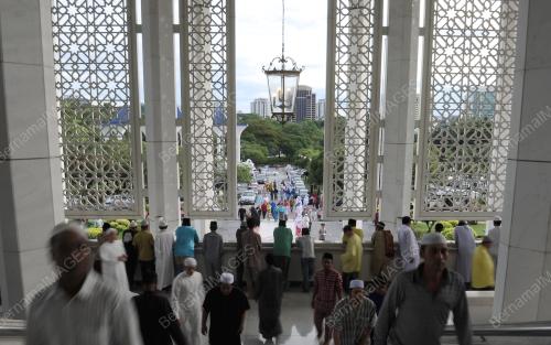 SG06_05102014_SULTAN_SOLAT