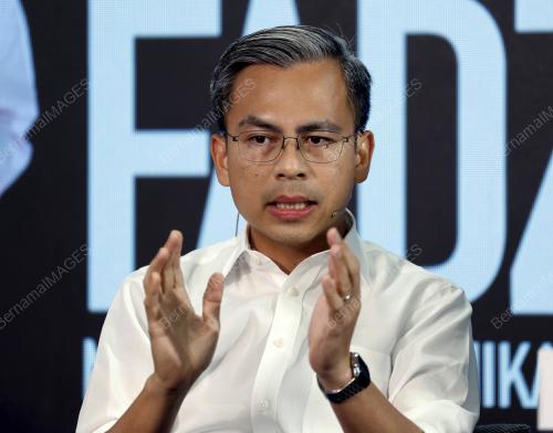 FAHMI FADZIL