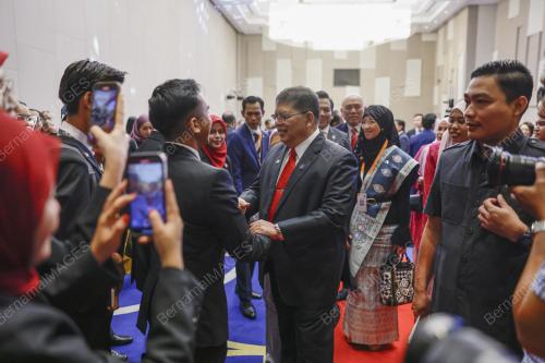 TAN SRI DR JOHARI ABDUL