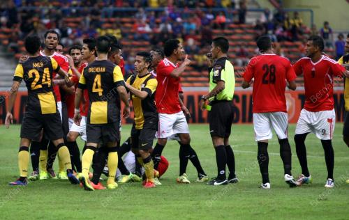 SG06_06092014_BOLA