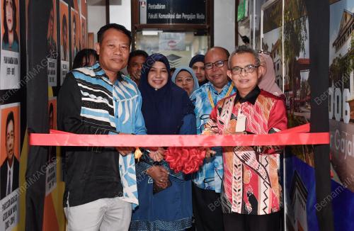 PERASMIAN DAN PENUTUPAN FESTIVAL KOMUNIKASI DAN MEDIA