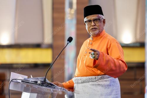 DATUK MAHFUZ OMAR