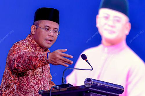 DATUK SERI AMIRUDIN SHARI