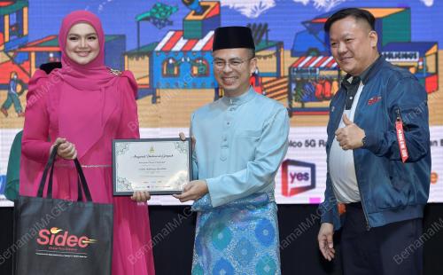 FAHMI FADZIL