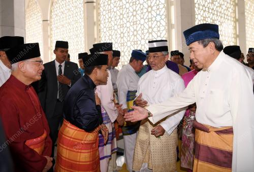 SG06_09082019_AGONG_SOLAT_BN201908067277