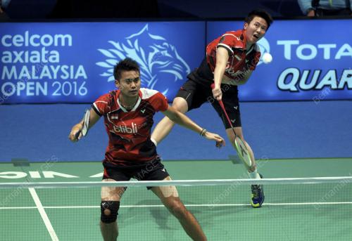 SG06_10042016_BADMINTON
