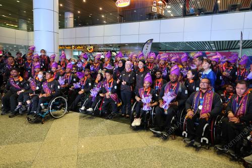 DATUK SERI DR WAN AZIZAH WAN ISMAIL