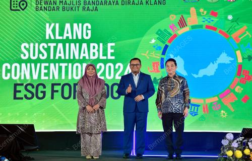 DATUK SERI AMIRUDIN SHARI