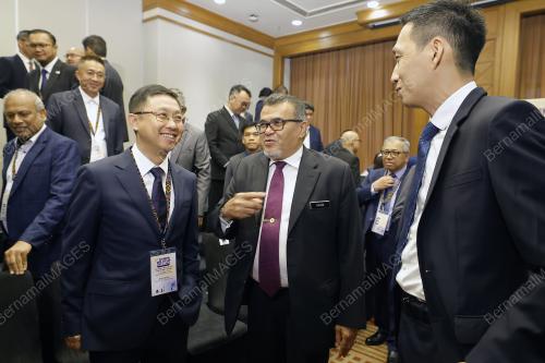 DATUK HASBI HABIBOLLAH