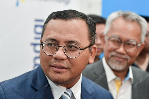 DATUK SERI AMIRUDIN SHARI