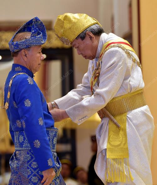 SULTAN SELANGOR SULTAN SHARAFUDDIN IDRIS SHAH