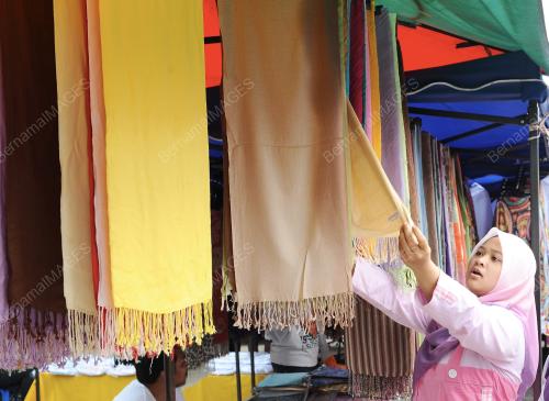 SG06_12082012_PASAR_TANI_KHAS