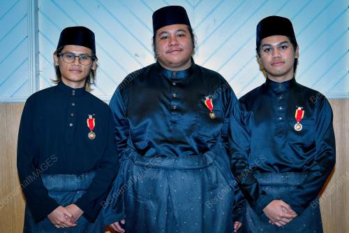 ISTIADAT PENGURNIAAN PINGAT-PINGAT NEGERI SELANGOR