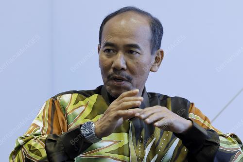 TAN SRI DR ISMAIL BAKAR