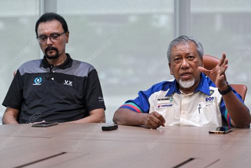 DATUK ABDUL RAZAK DAWOOD