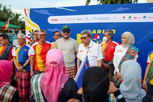 SULTAN SHARAFUDDIN IDRIS SHAH