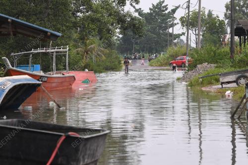 FENOMENA AIR LAUT PASANG BESAR