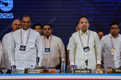 TAN SRI DR SA VIGNESWARAN