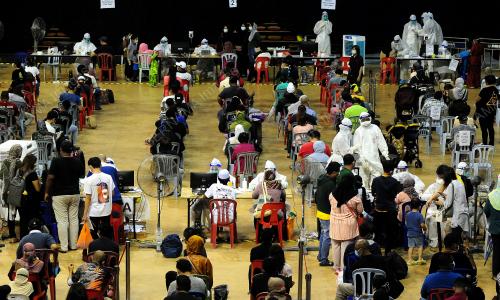TINJAUAN KEADAAN DI PUSAT PENILAIAN COVID-19