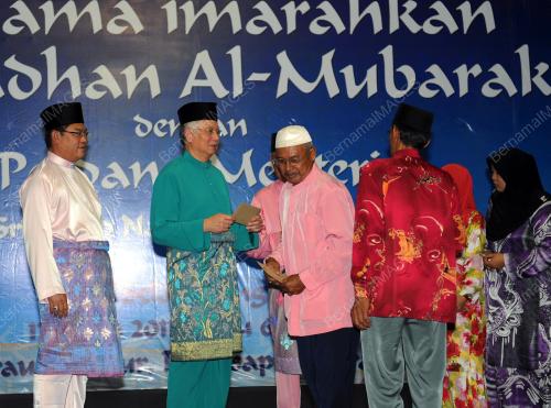 MOHD NAJIB TUN RAZAK