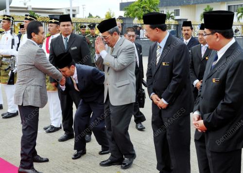 TUANKU MIZAN ZAINAL ABIDIN