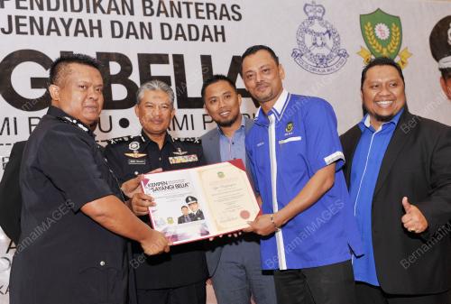 SG06_20042015_PDRM_BELIA