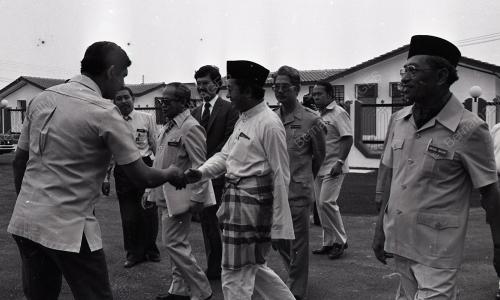 MAHATHIR MOHAMAD