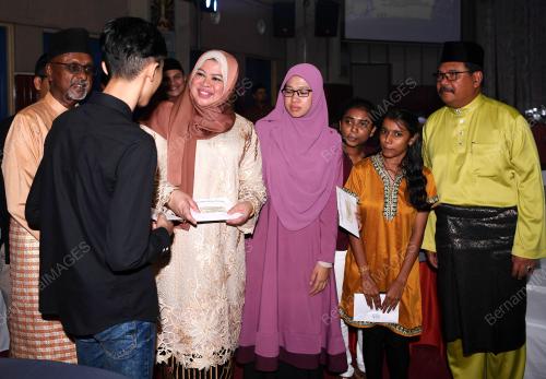 SG06_21062019_AIDILFITRI_BN201906202688