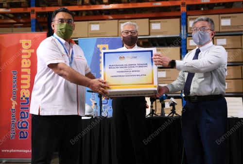 DATUK SERI ISMAIL SABRI YAAKOB
