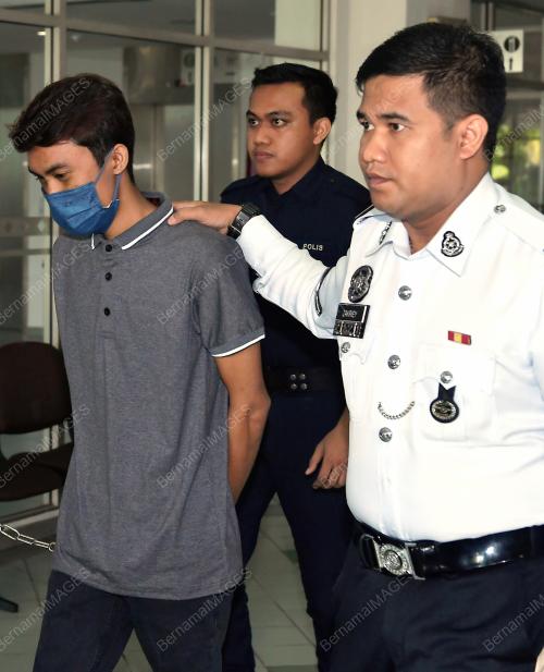 KES LANGGAR ANGGOTA POLIS TRAFIK