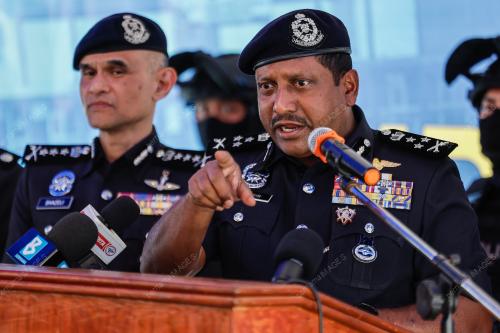 DATUK HUSSEIN OMAR KHAN