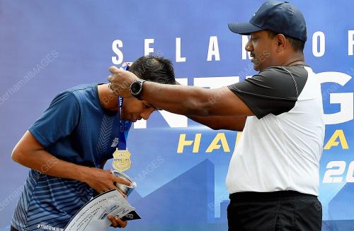DATUK HUSSEIN OMAR KHAN