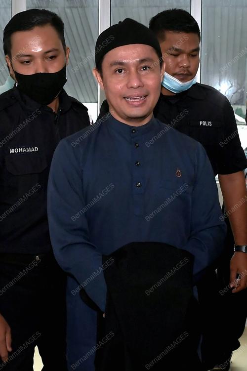 AZMAN SYAH ALIAS