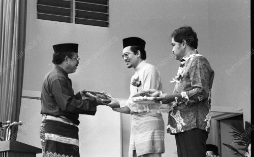 SG06_23102015_ANWAR_AGASIA