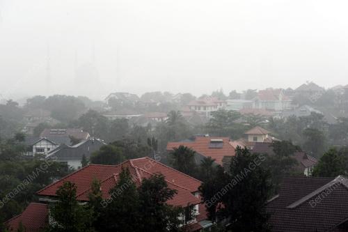 SG06_24042014_HUJAN_LEBAT