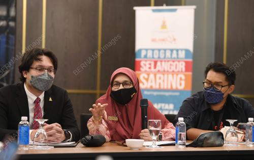 DR SITI MARIAH MAHMUD
