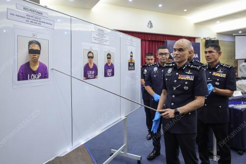 DATUK SHAZELI KAHAR