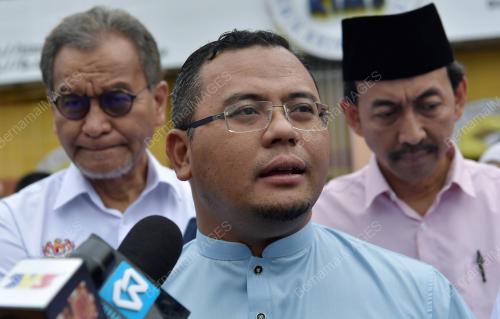 DATUK SERI AMIRUDIN SHARI