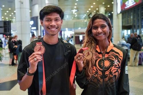 OLAHRAGA OPEN KAZAKHSTAN PULANG
