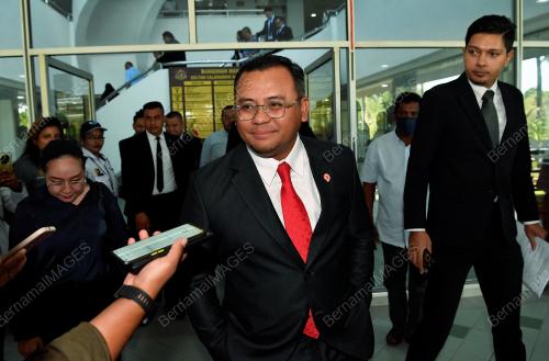 DATUK SERI AMIRUDIN SHARI
