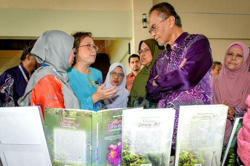 PROGRAM JALINAN MADANI