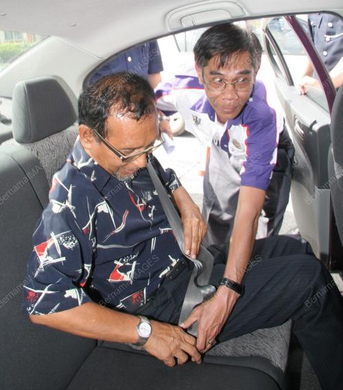 SOLAH MAT HASSAN