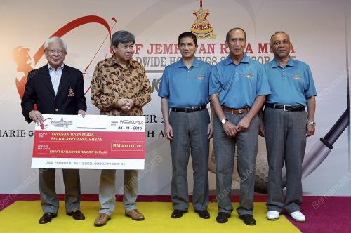 SG06_28112015_GOLF_HADIAH