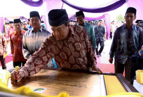 MUHYIDDIN MOHD YASSIN