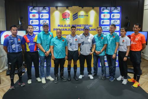 AMIR AMRI MOHAMAD