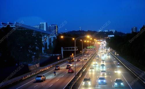 TINJAUAN KEADAAN LEBUHRAYA
