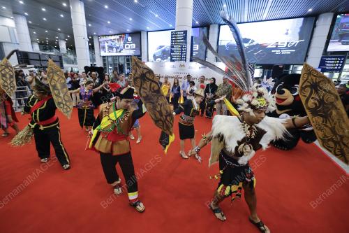 SAMBUTAN TADAU KAAMATAN DAN HARI GAWAI