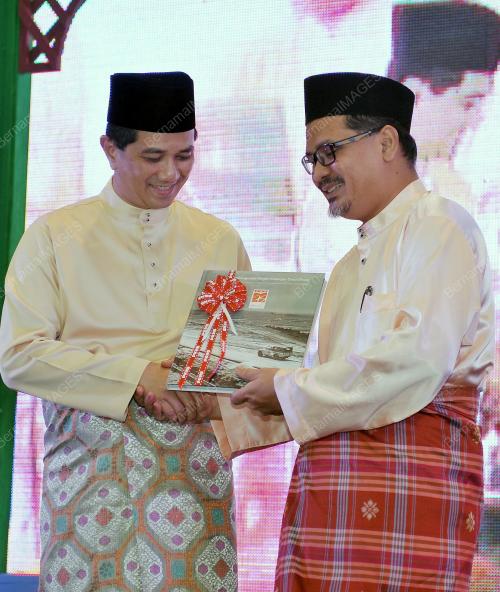 SG06_31072015_PKNS_RAYA