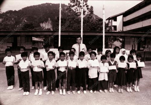 DERMA ANAK YATIM SRK SRI GOMBAK
