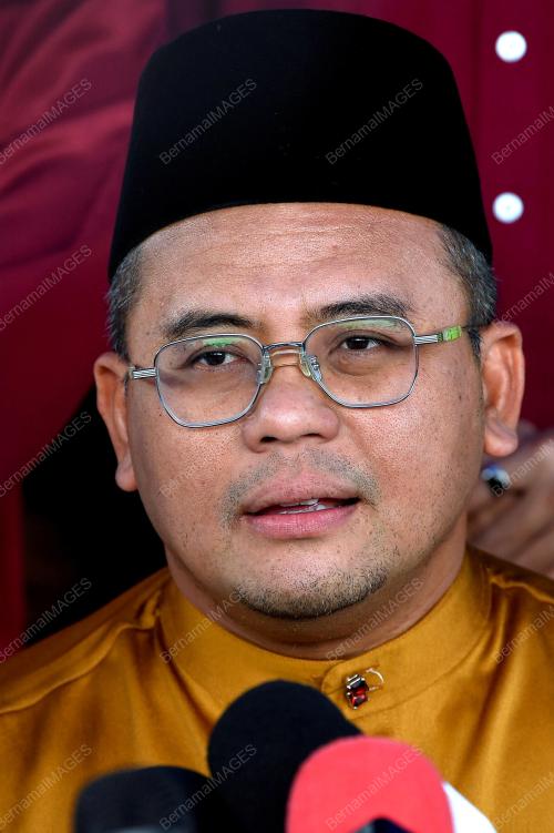 DATUK SERI AMIRUDIN SHARI